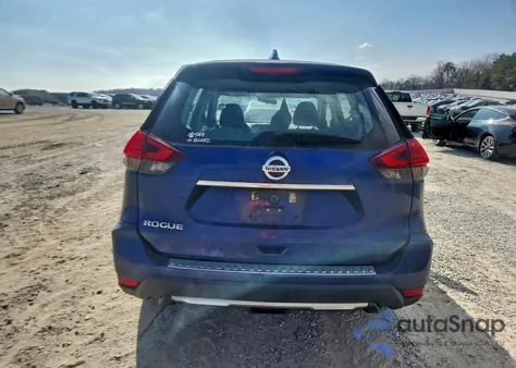 2017 Nissan Rogue S z USA, uszkodzony, nr VIN 5N1AT2MT2HC864565